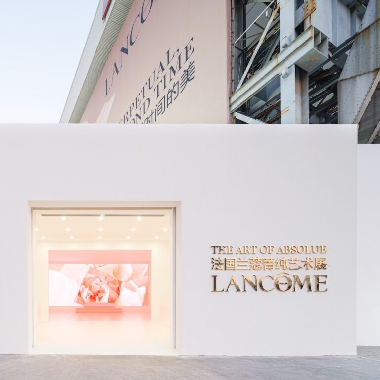Exposition Lancôme Art of Absolue