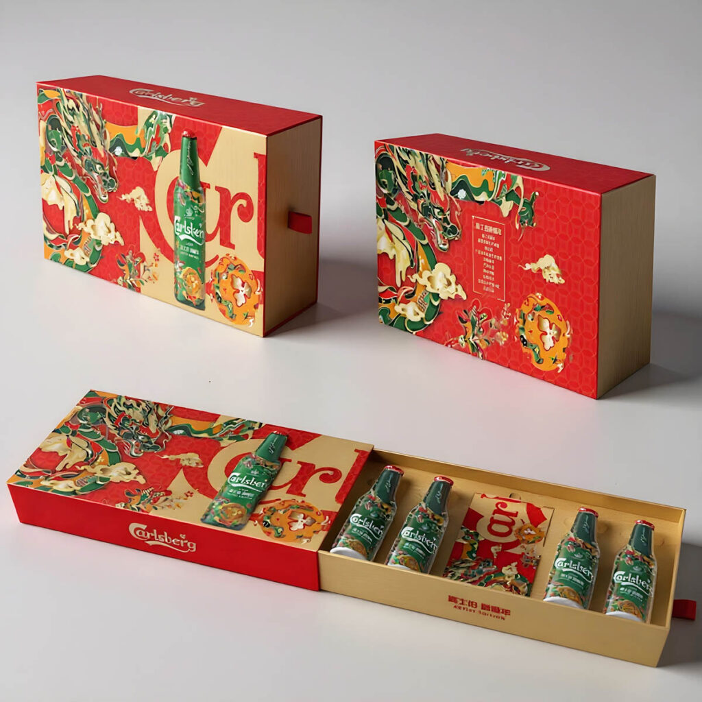 Carlsberg x Ofen Hu – CNY 2024 Limited: Gift box designed by Somexing Artistic.
