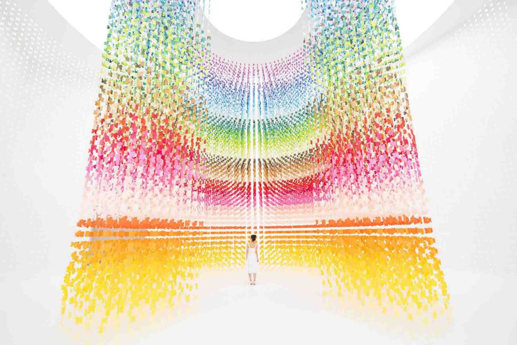 Art piece by Emmanuelle Moureaux commissioned by Lancôme for the exhibition "The Art of Absolute"