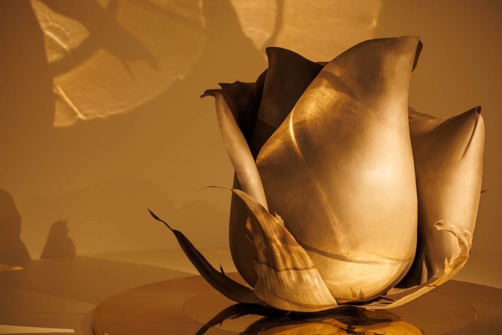 Art piece by Cai Zhisong commissioned by Lancôme for the exhibition "The Art of Absolute"