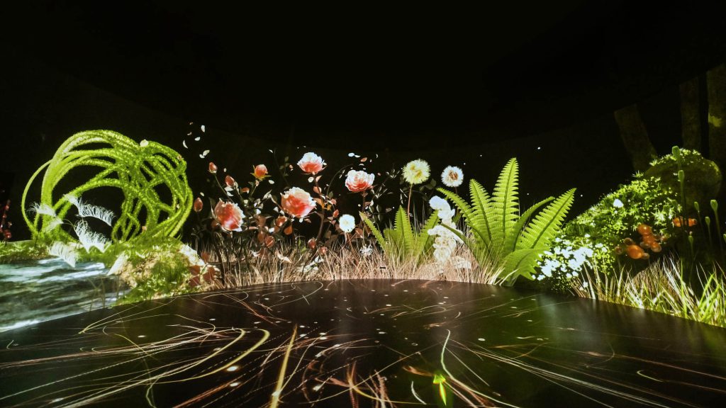 Art piece by Danni Zheng commissioned by Lancôme for the exhibition "The Art of Absolute"