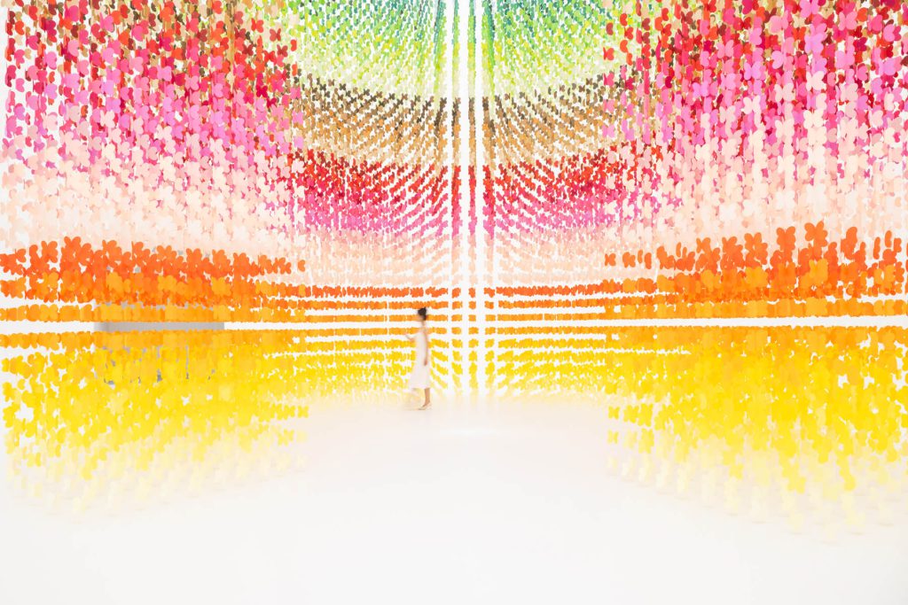 Art piece by Emmanuelle Moureaux commissioned by Lancôme for the exhibition "The Art of Absolute"