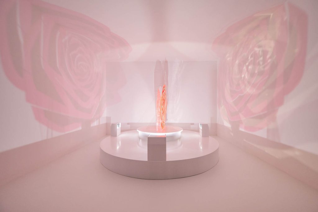 Art piece by Pierre Brault commissioned by Lancôme for the exhibition "The Art of Absolute"