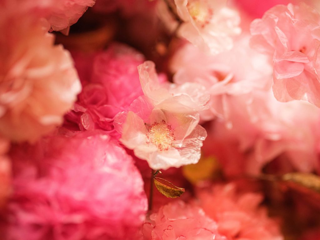 Art piece by William Amor commissioned by Lancôme for the exhibition "The Art of Absolute"