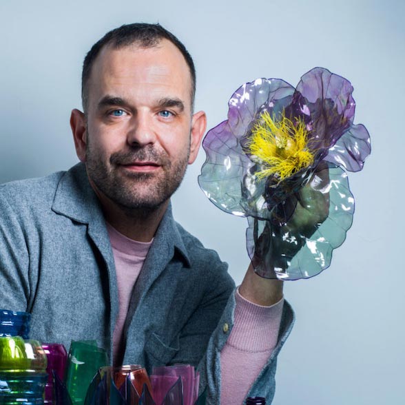 William Amor - Lancôme exhibition “The Art of Absolue”